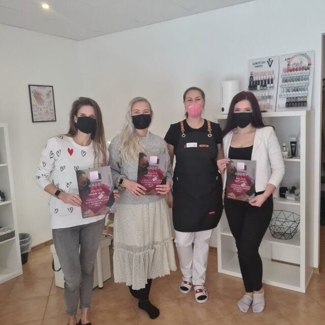 EB Nails Erika Bernjakov küünetehnikute geellaki, geelküünte ja maniküüri koolitused Tallinnas