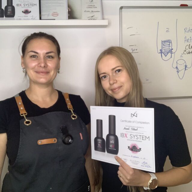 EB Nails Erika Bernjakov küünetehnikute geelküünte ja maniküüri koolitused Tallinnas